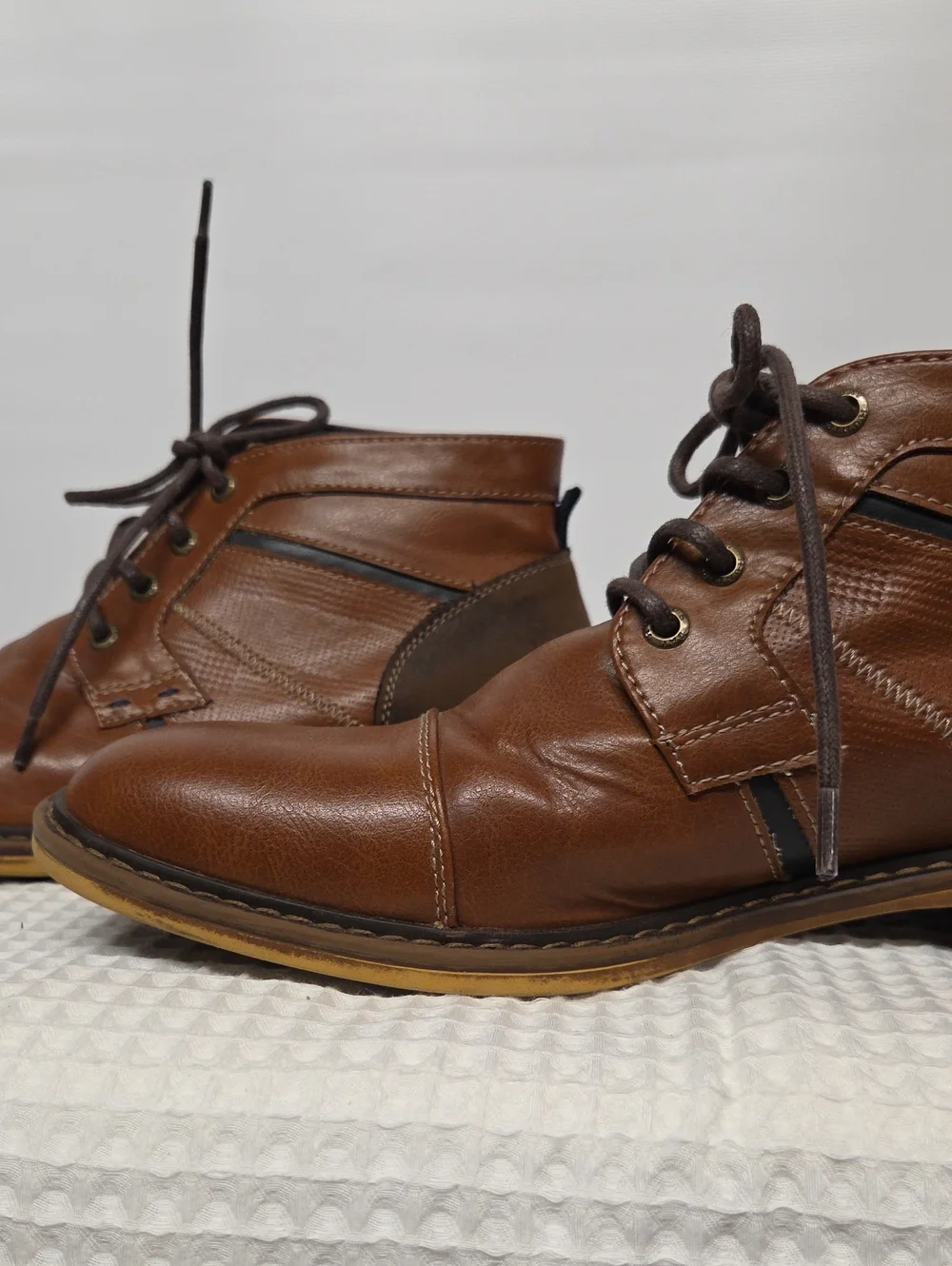 Restoration Brown Chukka Style Lace-Up Boots Men's Size 8.5